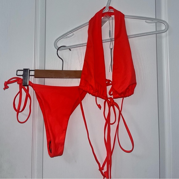 Two piece Medium Fashion Nova bathing suit - Picture 2 of 4